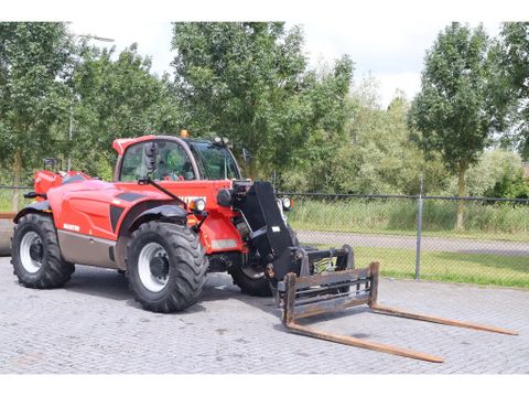 Manitou
MLT 960 | SWING HYDR. QUICK COUPLER | HYDR. FORKS | BUCKET | Hulleman Trucks [5]