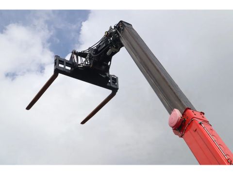 Manitou
MLT 960 | SWING HYDR. QUICK COUPLER | HYDR. FORKS | BUCKET | Hulleman Trucks [8]