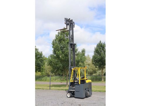 Combilift
CB3000 | 2.5 TON | 6 METER | TRIPLEX | SIDESHIFT | Hulleman Trucks [9]