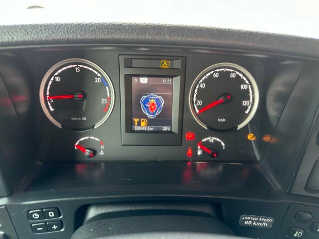 Scania  (10)
