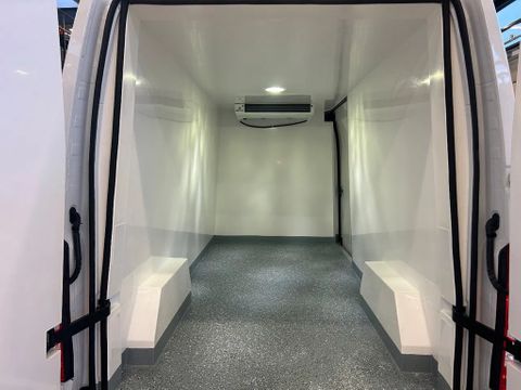 Renault 2.3DCI L3H2 KOEL/VRIES + Stekker Airco Navi Cruisecontrol 270 Graden Deuren ONGEBRUIKT BPM VRIJ | Van Nierop BV [8]