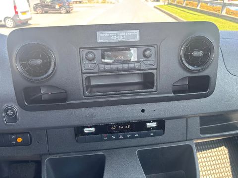 Mercedes-Benz 519 Chashi Cabine ( 3,66 Wielbasis ) Automaat Airco Luchtvering V6 | Van Nierop BV [16]