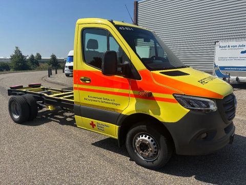 Mercedes-Benz 519 Chashi Cabine ( 3,66 Wielbasis ) Automaat Airco Luchtvering V6 | Van Nierop BV [3]