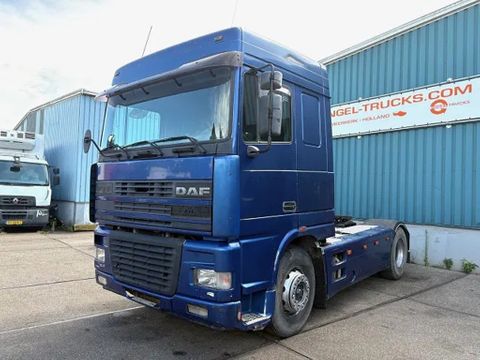 DAF XF SPACECAB (EURO 2 / ZF16 MANUAL GEARBOX / HYDRAULIC KIT / P.T.O. / SIDE SKIRTS / AIRCONDITIONING) | Engel Trucks B.V. [1]