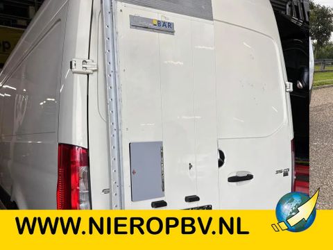 Bär Cargolift BC 600 A2V VANLIFT Passend onder Sprinter | Van Nierop BV [1]