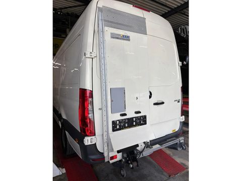 Bär Cargolift BC 600 A2V VANLIFT Passend onder Sprinter | Van Nierop BV [2]