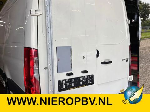 Bär Cargolift BC 600 A2V VANLIFT Passend onder Sprinter | Van Nierop BV [1]