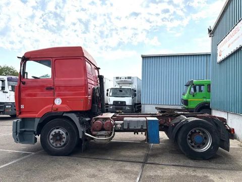 Renault 4x2 TRACTOR (MECHANICAL PUMP & INJECTORS / ZF MANUAL GEARBOX / REDUCTIONS AXLE) | Engel Trucks B.V. [5]