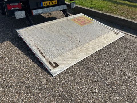 Iveco 35C15 3.0 Bakwagen 1000KG Laadklep Zijdeur Airco ( 4,20 L 2,05 B 2,20 H ) | Van Nierop BV [8]
