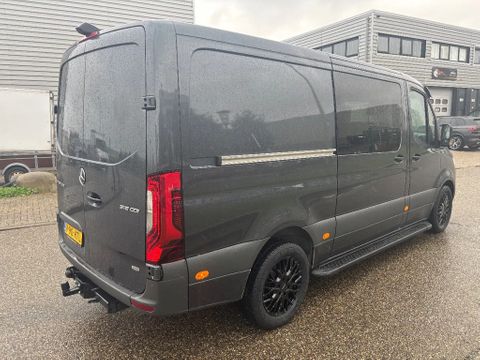 Mercedes-Benz 319CDI L2H1 Dubbelcabine 6+1 Pers Automaat Airco Cruisecontrol Led/Xenon 3500KG Trekhaak NIEUW BPM VRIJ | Van Nierop BV [4]