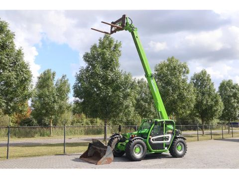 Merlo
TF 33.7-115LC TURBOFARMER | 40KM/H | BSS | FORKS | BUCKET | Hulleman Trucks [8]