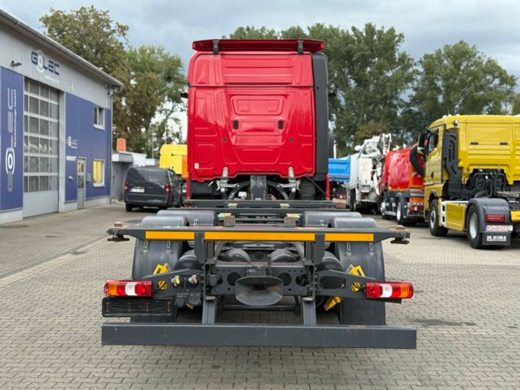 Mercedes-Benz  (4)