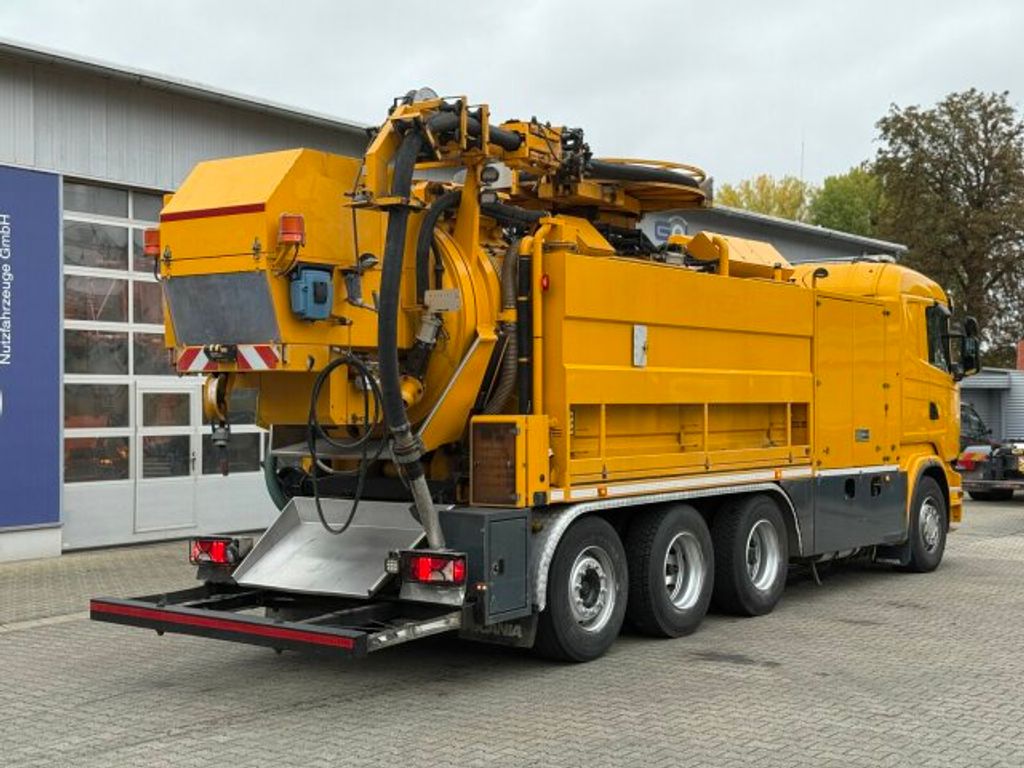 Scania  (3)