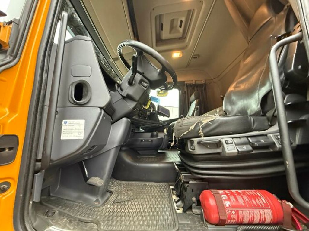 Scania  (8)