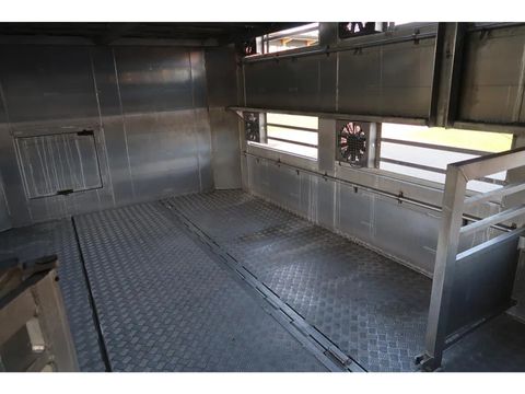 Berdex OV 12.27 - Pigs transport - 2,3,4 floors | Companjen Bedrijfswagens BV [29]