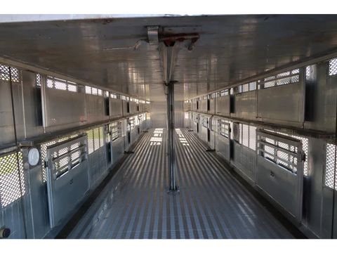 Berdex OS. 12.27 Pig transport | Companjen Bedrijfswagens BV [9]