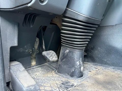 Mercedes-Benz LS (MP2) (EPS WITH CLUTCH (3 PEDALS) / RETARDER / AIRCONDITIONING / ETC) | Engel Trucks B.V. [8]