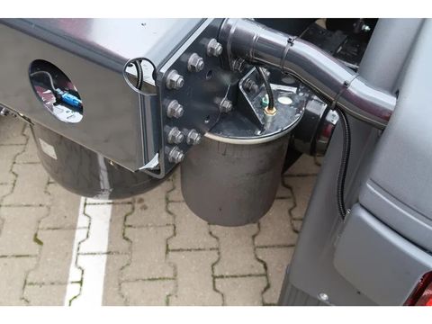 MAN NEW! TGX 18.560 - D30 - ADR - Full AIR | Companjen Bedrijfswagens BV [28]