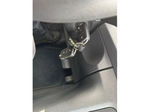 Volkswagen 2.0TDI Automaat Airco Navi Cruisecontrol Trekhaak 3000KG 180PK | Van Nierop BV [13]