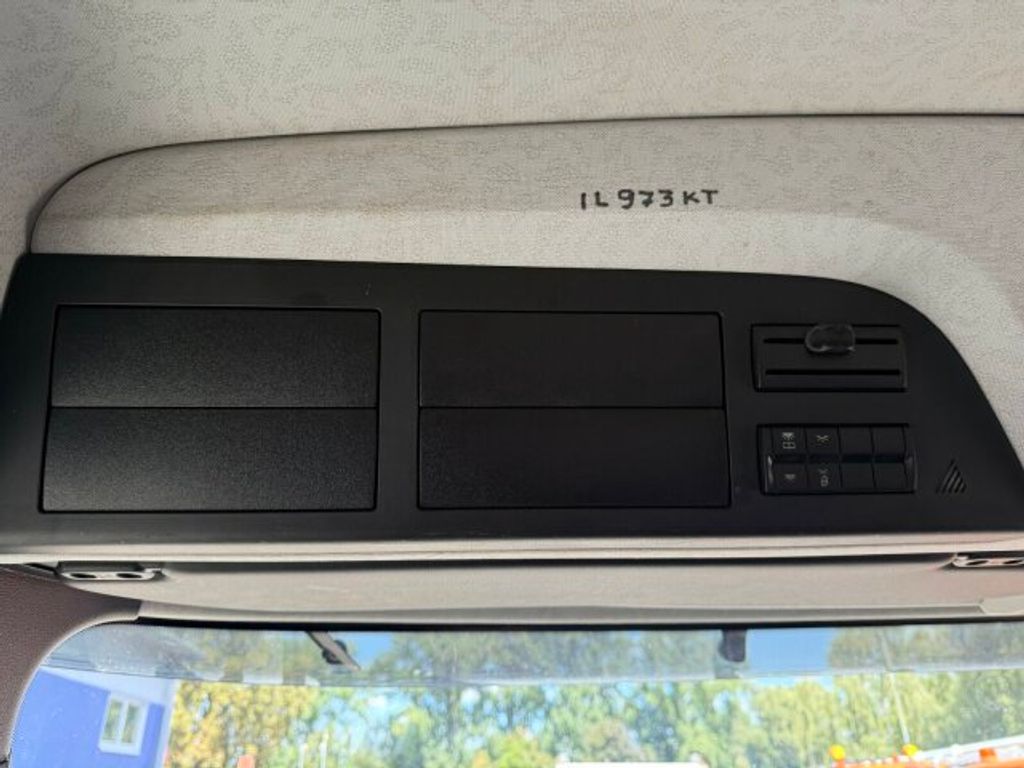 Mercedes-Benz  (12)