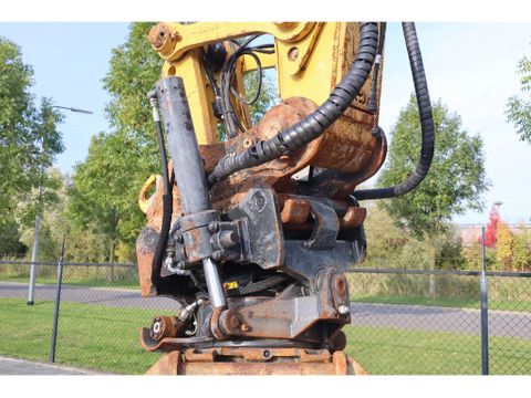 Caterpillar
320 07A | TILT ROTATOR | BUCKET | JAPAN | Hulleman Trucks [11]