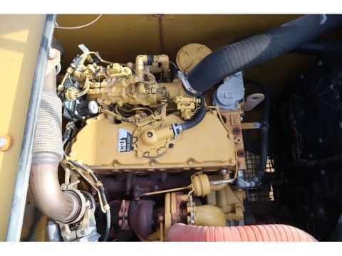 Caterpillar
320 07A | TILT ROTATOR | BUCKET | JAPAN | Hulleman Trucks [13]