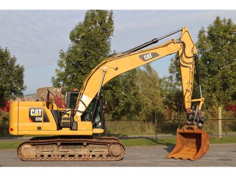 Caterpillar
320 07A | TILT ROTATOR | BUCKET | JAPAN | Hulleman Trucks [4]