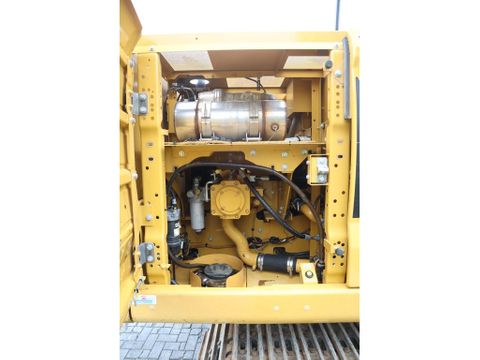 Caterpillar
320 GC 07A | JAPAN BUILT | TILT BUCKET | TOOTH BUCKET | Hulleman Trucks [14]