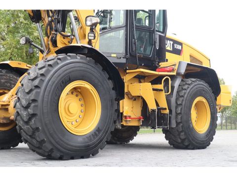Caterpillar
938 M | 2X BUCKET | JIB | FORKS | BSS | GOOD CONDITION | Hulleman Trucks [11]