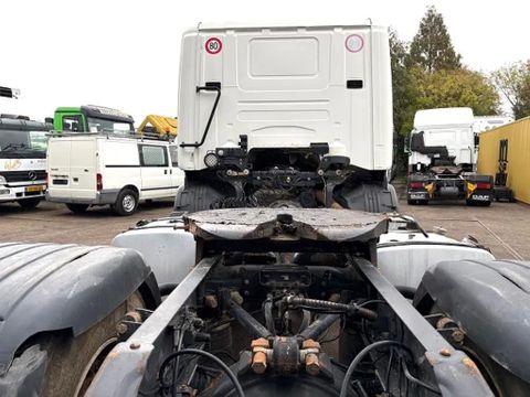 Scania LA 4x2 DAYCAB (EURO 3 / 12 GEARS MANUAL GEARBOX / RETARDER / HYDRAULIC KIT / P.T.O.) | Engel Trucks B.V. [6]