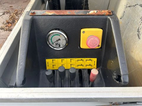Volkswagen 2.0TDI Dubbelcabine Pick UP Airco Cruise Control Trekhaak HIAB 013T + Standkachel MARGE | Van Nierop BV [6]
