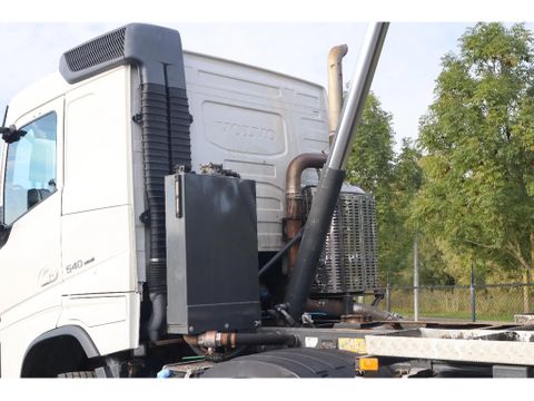 Volvo
| 8X4 | BIG AXLES | RETARDER | EURO 6 | Hulleman Trucks [10]