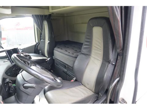 Volvo
| 8X4 | TANDEMLIFT | RETARDER | BIG AXLES | EURO 6 | Hulleman Trucks [16]