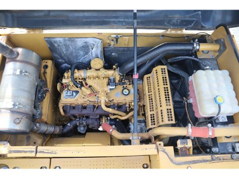 Caterpillar
323EL | 323 EL | BUCKET | QUICK COUPLER | Hulleman Trucks [15]