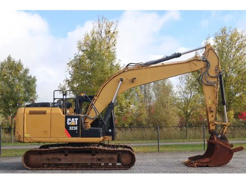 Caterpillar
323EL | 323 EL | BUCKET | QUICK COUPLER | Hulleman Trucks [4]
