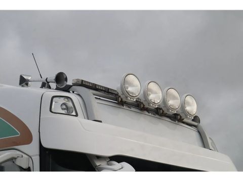 Volvo
| 6X2*4 | RETARDER | STEERING AXLE | JOAB HOOK | EURO 6 | Hulleman Trucks [11]