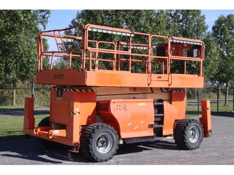 JLG
4394 RT MEGA DECK | 15 METER | 680 KG | Hulleman Trucks [6]