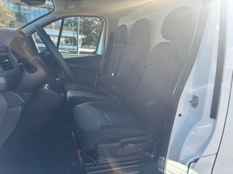 Renault 2.0DCI L2H1 Automaat Airco Navi Cruisecontrol Trekhaak Dubbelschuifdeur BPM VRIJ NIEUW | Van Nierop BV [9]