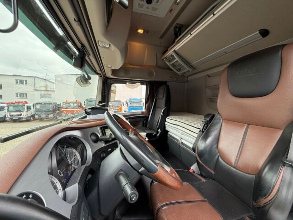 DAF  (7)