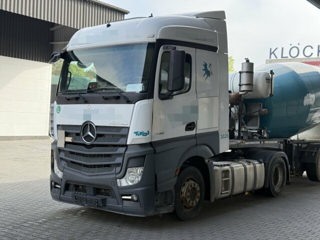 Mercedes-Benz  (5)