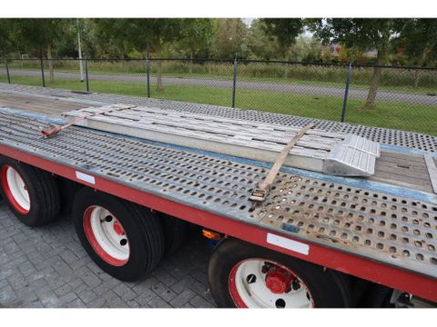 Van Hool
3 AXLE | 2X LIFT AXLE | WINCH | NL TRAILER | VALID TUV | Hulleman Trucks [9]