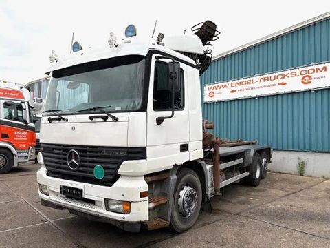 Mercedes-Benz L 6x2 MP1 WITH V-CRANE & HOOK-ARM SYSTEM (EPS WITH CLUTCH (3 PEDALS) / REDUCTION AXLE / STEEL-/AIR SUSPENSION / P.T.O. / LIFT-AXLE / ETC.) | Engel Trucks B.V. [1]