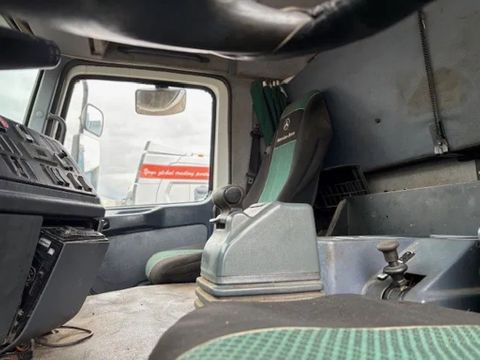 Mercedes-Benz L 6x2 MP1 WITH V-CRANE & HOOK-ARM SYSTEM (EPS WITH CLUTCH (3 PEDALS) / REDUCTION AXLE / STEEL-/AIR SUSPENSION / P.T.O. / LIFT-AXLE / ETC.) | Engel Trucks B.V. [13]