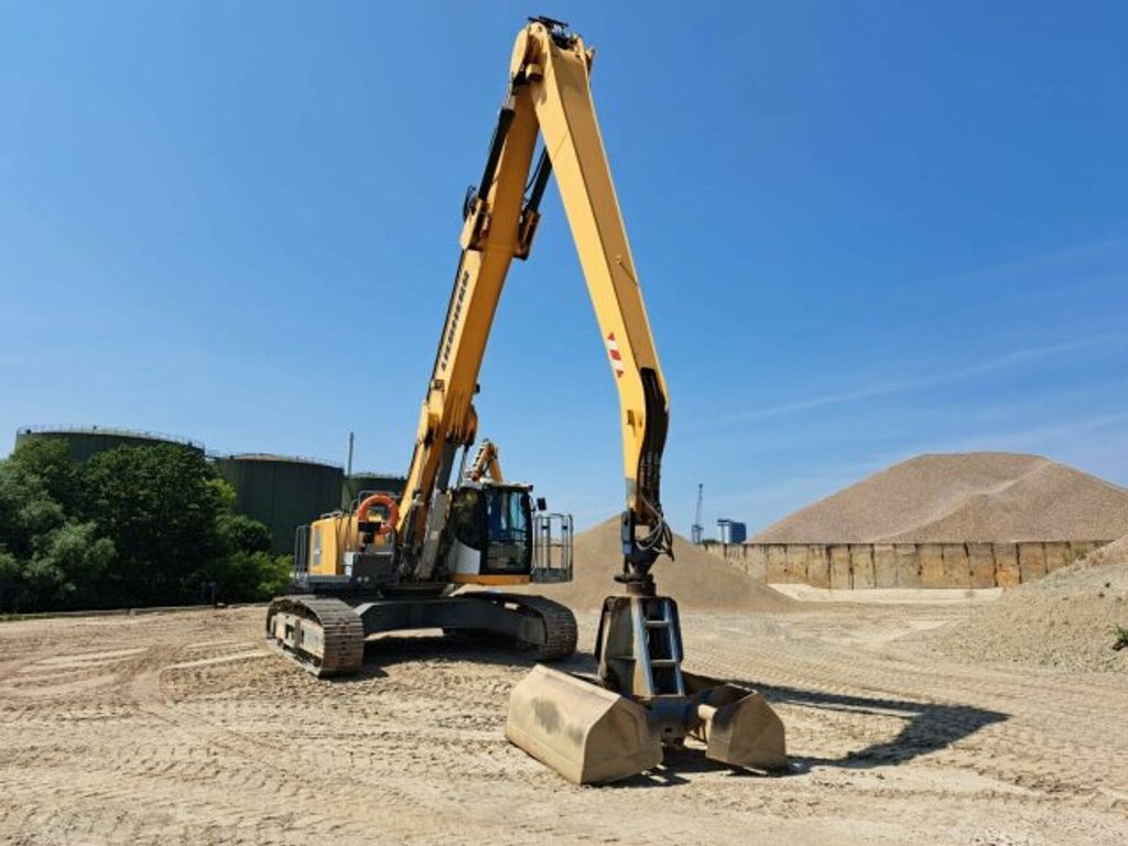 Liebherr  (1)