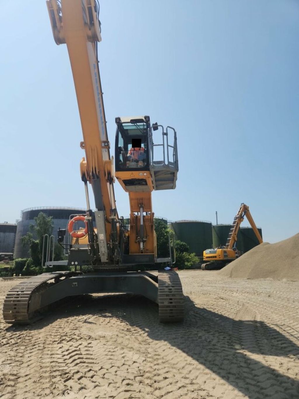 Liebherr  (9)
