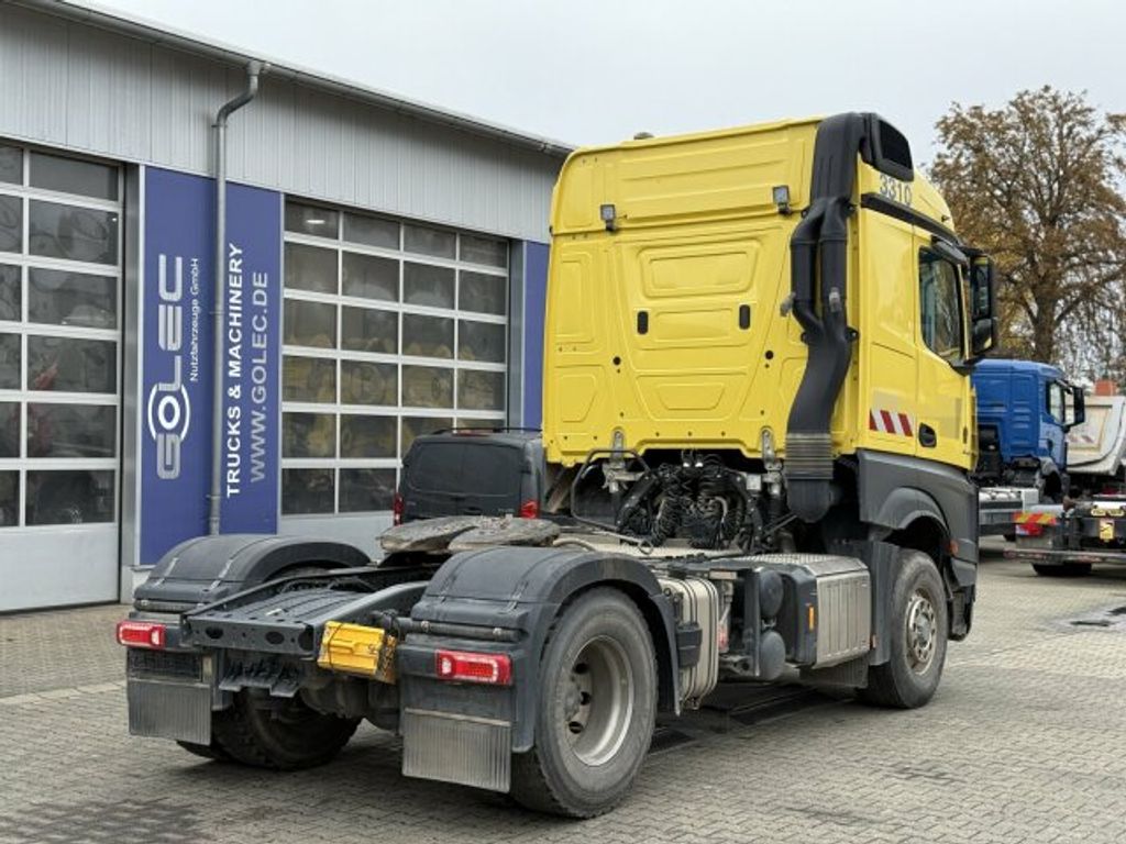 Mercedes-Benz  (3)
