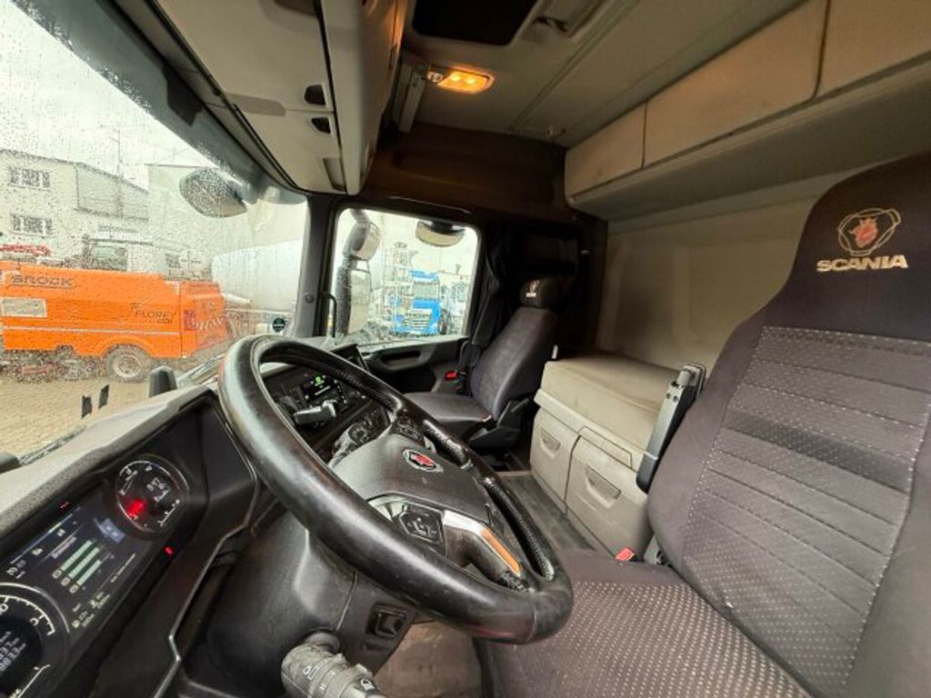 Scania  (7)