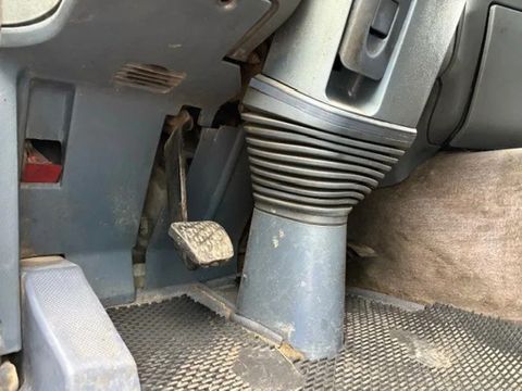 Mercedes-Benz LS (MP1) (EPS WITH CLUTCH (3 PEDALS) / AIRCONDITIONING / SUNVISOR / ETC.) | Engel Trucks B.V. [9]