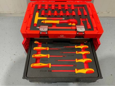 EVERFORCE Elektra gereedschap 1000V, krachtstroom | Used Machinery Trading B.V. [7]