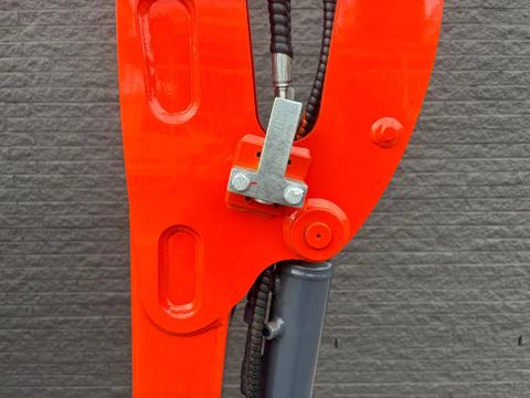 XCMG XE18 Rups Graafmachine / Minigraver Snelwissel 3 Bakken ( KUBOTA Motor ) | Van Nierop BV [7]